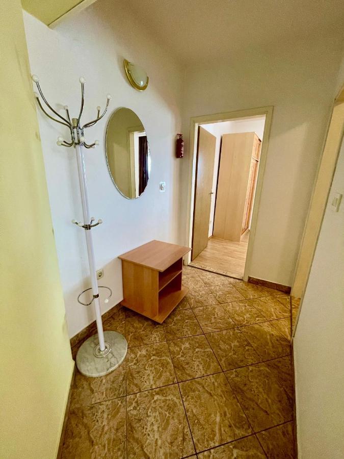 שיבניק Apartments Sime מראה חיצוני תמונה